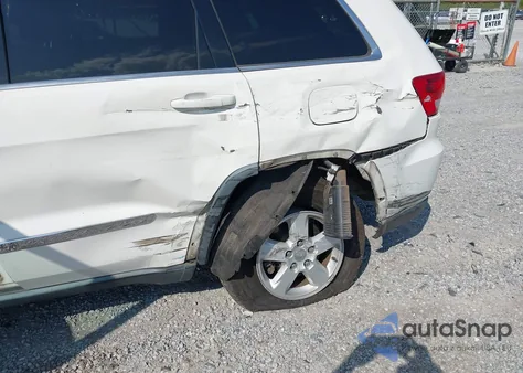 2011 Jeep Grand Cherokee Laredo z USA, uszkodzony, nr VIN 1J4RS4GG0BC644248